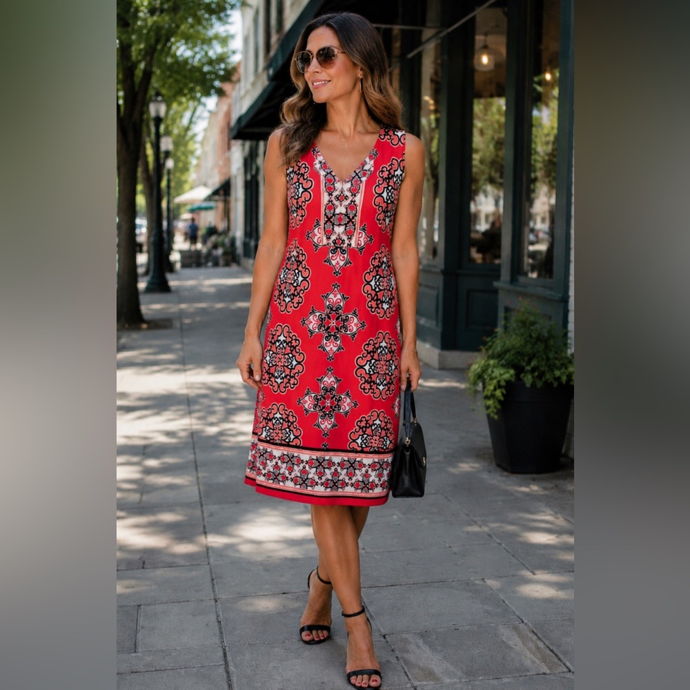 JM Collection Sleeveless Coral Patterned Shift Dress - M